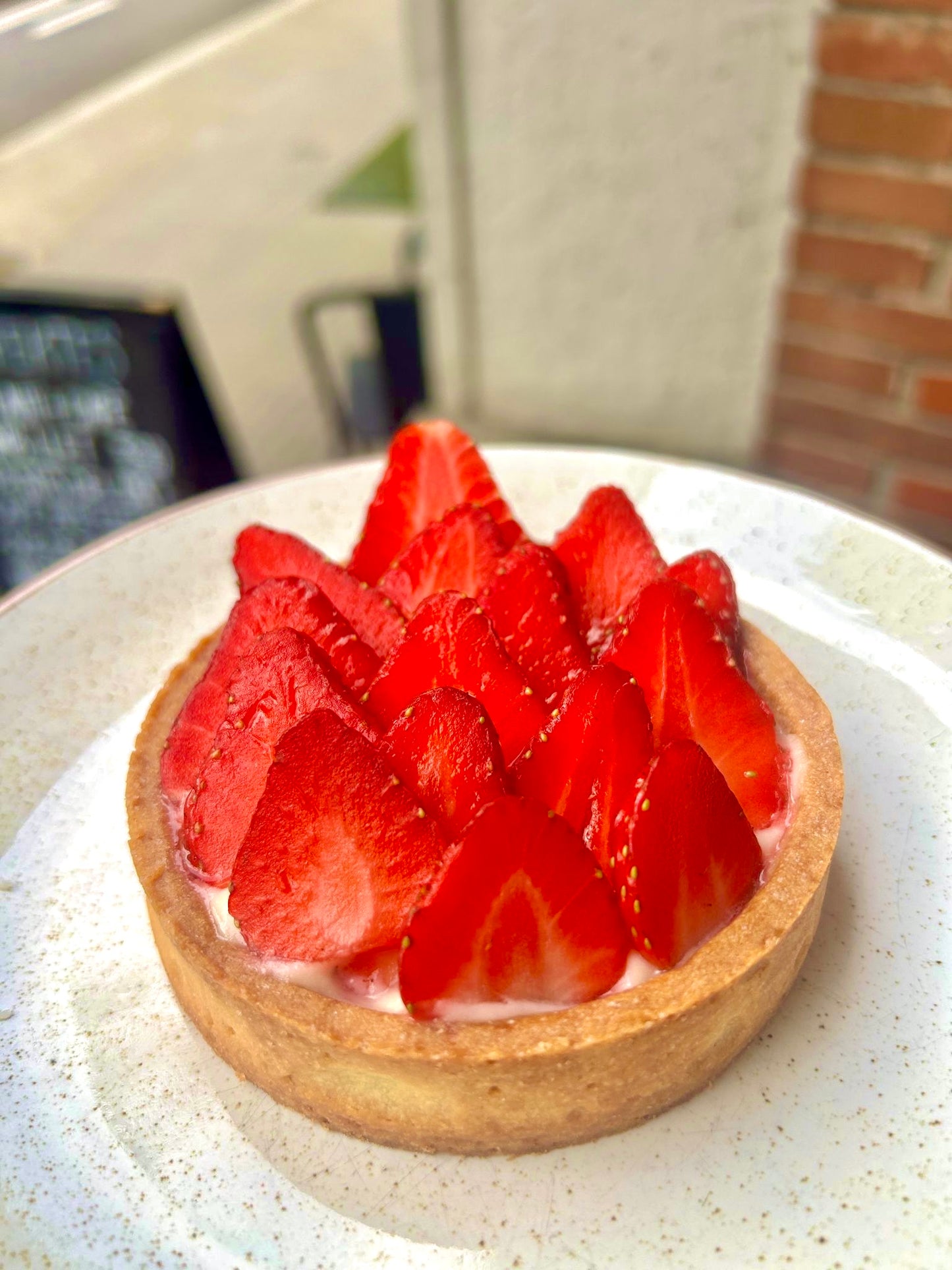 tartaleta de fresas y crema artesanal - Famatina